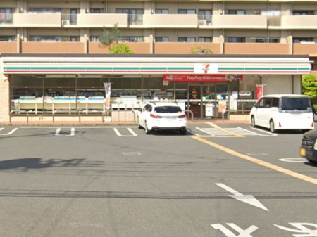 ���ӊ� �R���r�j 600m �Z�u��-�C���u���u�؍K���R���ړX