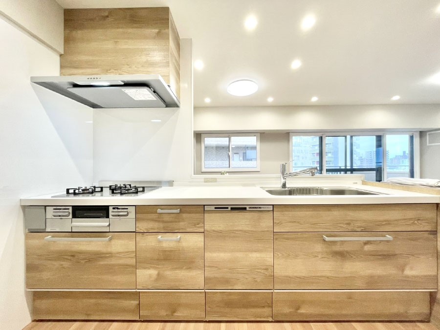 �L�b�`�� ���������Ȃ���ł����Ƒ��Ƃ̉�b���y���߂�ΖʃL�b�`��