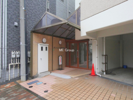 �G���g�����X -