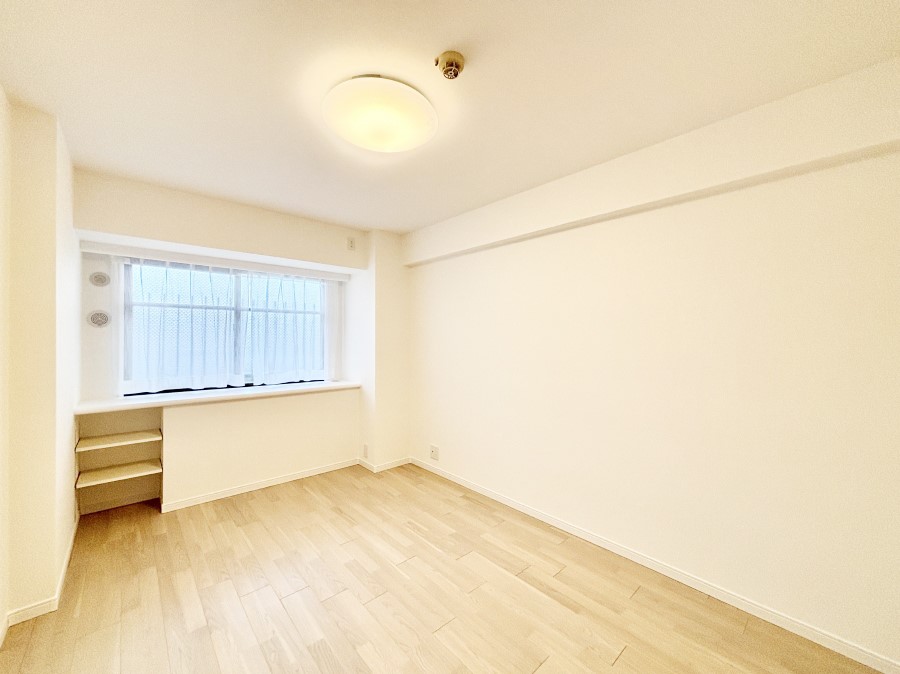 �q������ ������̂₳���������S�n�悢�v���C�x�[�g���[��