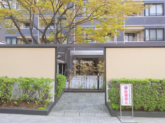 �G���g�����X -