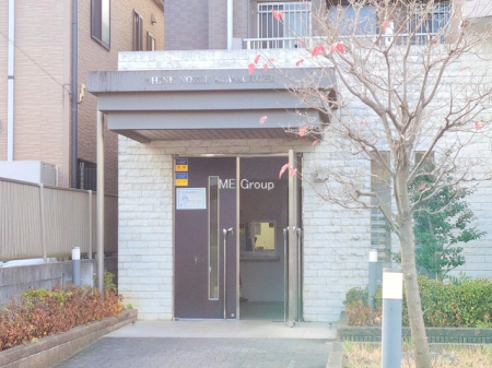 �G���g�����X -