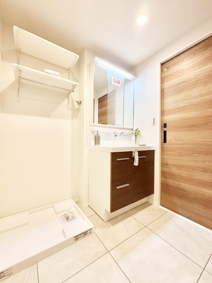 ���ʑ�E���ʏ� ������������ʉ��ώ��Œ��̐g�x�x�����K