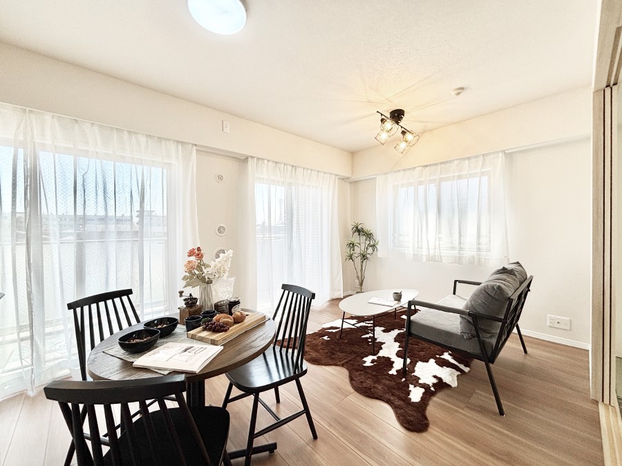 ���r���O �傫�ȑ����炽���Ղ�̗z���ƕ����������郊�r���O