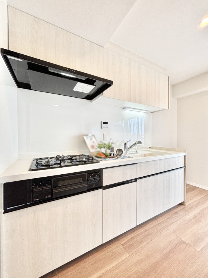 �L�b�`�� �g������̂悢�L�b�`���A�������̂������ŉƑ��̏Ί炪�L����܂�