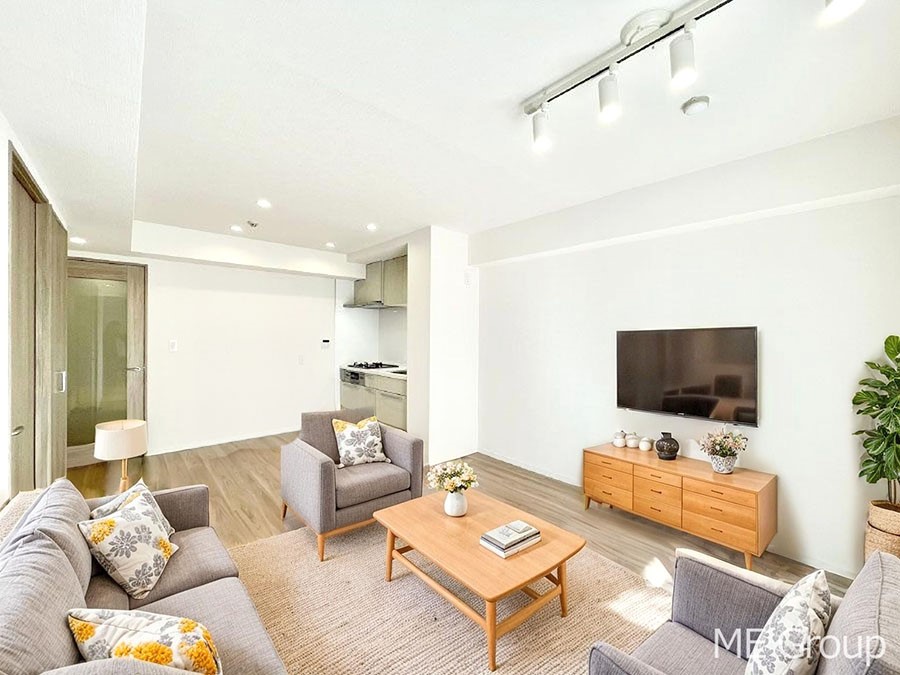 ���r���O �������������͋C�̂k�c�j�͉Ƒ��݂�Ȃ̉��K��ԁ@���Ƌ��CG�ł�