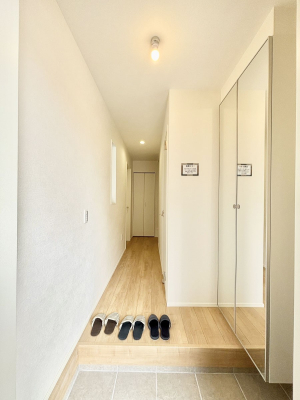 ���� �Ƒ��̋A��₨�q�l�������������}���錺��  