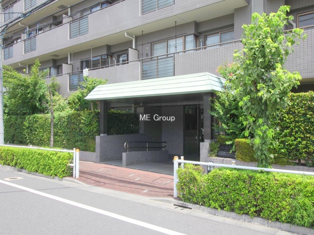 �G���g�����X -