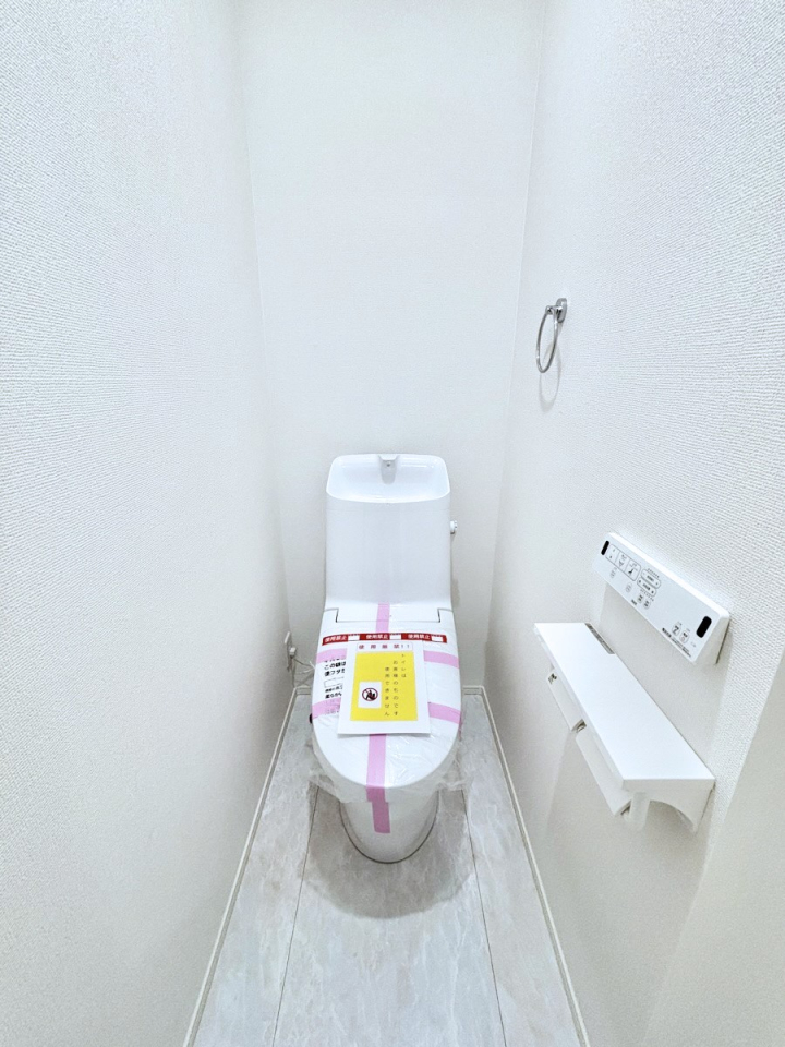 �g�C�� �g�C����1�K��2�K���ꂼ��ɔz�u����Ă��ĂƂĂ��֗��ł��B 