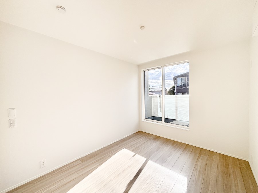 �Q�� ���邢�o���R�j�[�T�C�h�ɗm����ݒu�B�ڊo�߂̗ǂ��Q���ɁB 