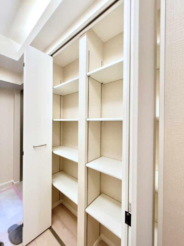 ���[ �L�����[�B�|���p�����p�i�̃X�g�b�N�Ȃǂ�����������[�B