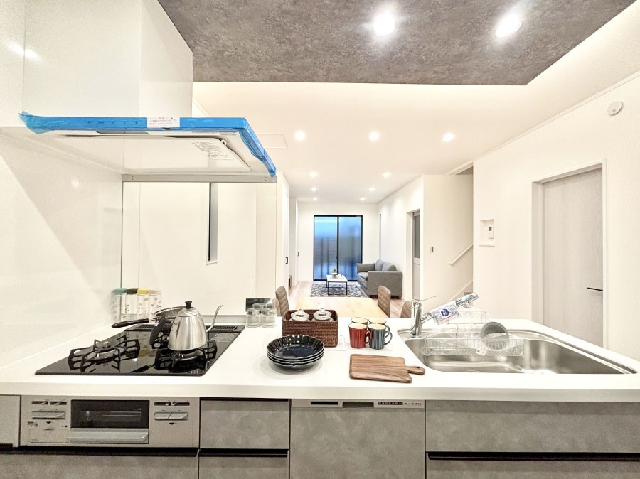 �L�b�`�� �������������I�ɁA�y�����I�V�X�e���L�b�`��  