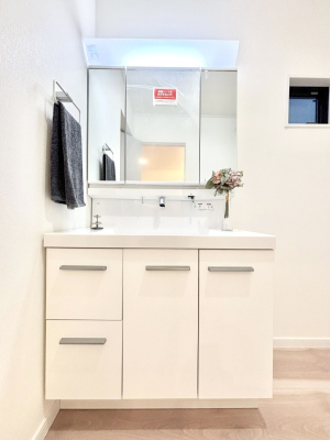 ���ʑ�E���ʏ� �傫�����₷���O�ʋ��Ő�����������ʑ�́A�g�����Ȃ݃`�F�b�N�┧�̂������ɂ������߂ł��B 