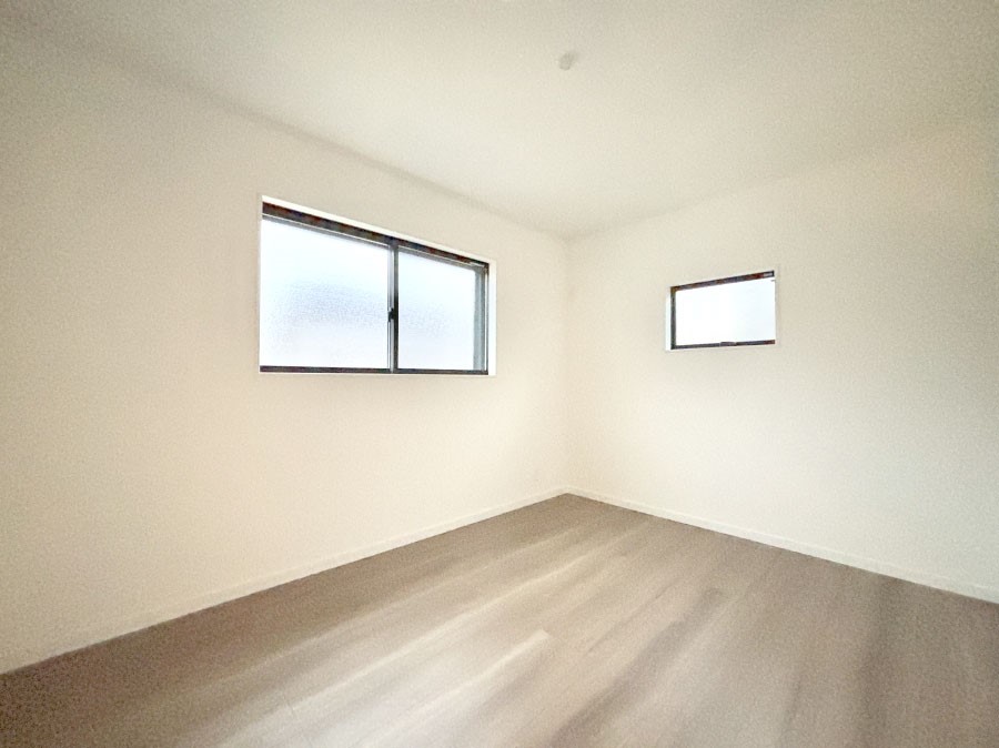 �q������ �Q�ʍ̌��Ŗ��邳�����ʂ��ǍD�I