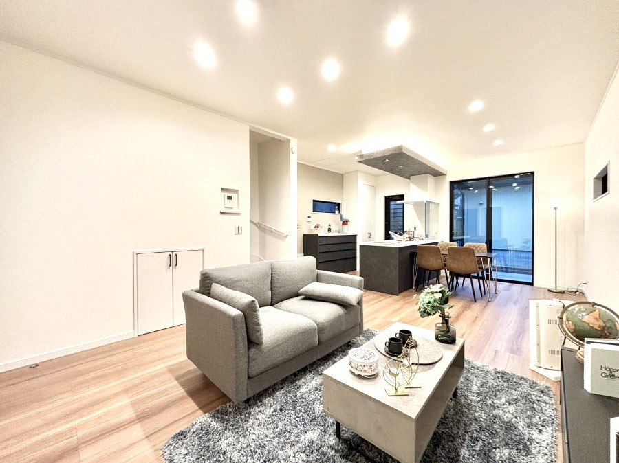 ���r���O �傫�ȑ����炽���Ղ�̗z���ƕ����������郊�r���O