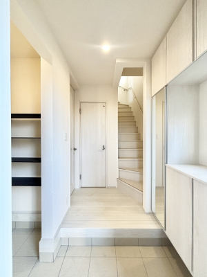 ���� ���邢���ւ͂��q�l�����o�}������̂ɂ҂�����ł��I 