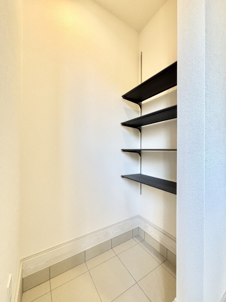 ���[ ���I�������y�Ԏ��[�B�J���x�r�[�J�[�E�O�V�ѓ���Ȃǂ��u����̂ŕ֗��ł��ˁB