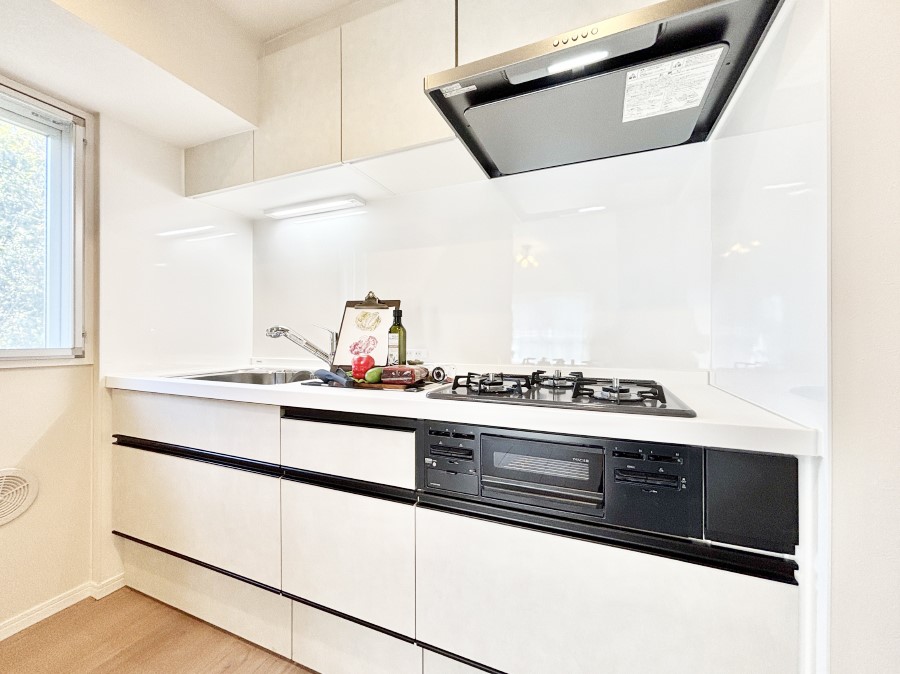 �L�b�`�� �������������I�ɁA�y�����I�V�X�e���L�b�`��