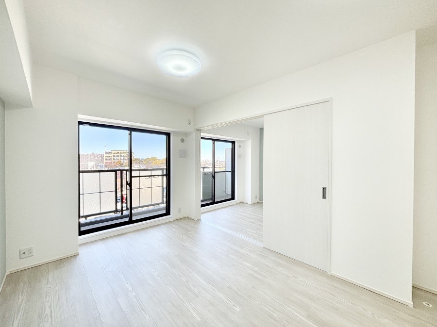 ���̑����� �u�₩�ȓ��������������S�̂�D������ݍ���ł���܂�