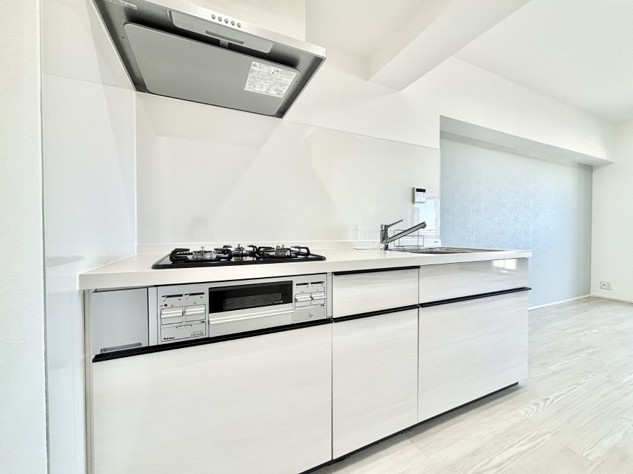 �L�b�`�� �������������I�ɁA�y�����I�V�X�e���L�b�`��