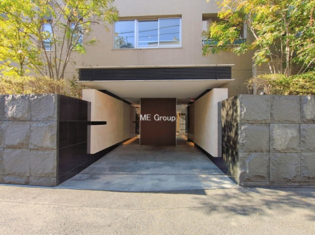 �G���g�����X -