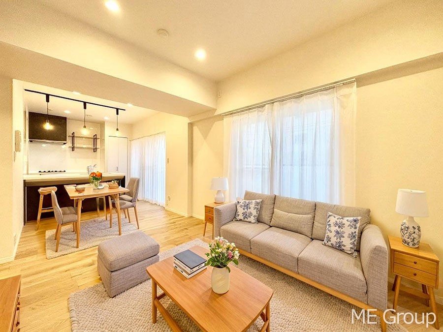 ���r���O �������������͋C�̂k�c�j�͉Ƒ��݂�Ȃ̉��K��ԁ@���Ƌ��CG�ł�