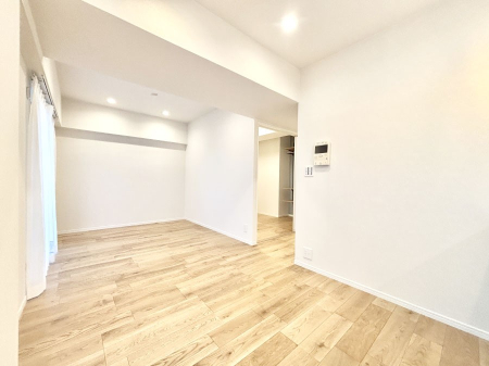 ���̑����� �Ƒ������R�ƏW�܂�e���̃X�y�[�X�ɂȂ肻��