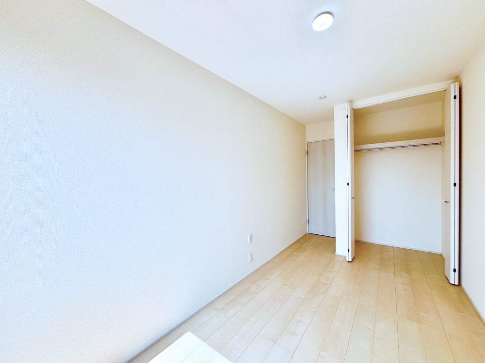 �q������ �q�������ɂ��������߂Ȏ��[�X�y�[�X�����Ղ�̋���