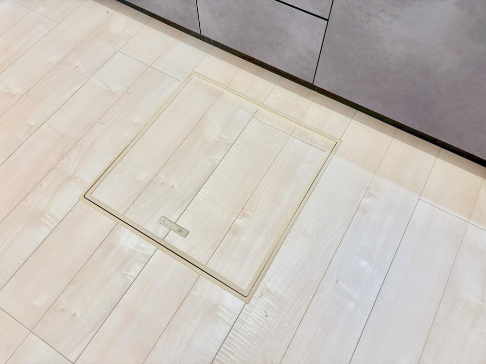 ���̑����� �������[�t���I���p�i�E���p�i�̎��[�ɂ��劈��B