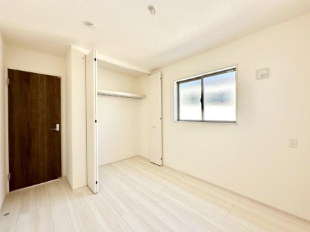 ���̑����� �u�₩�ȓ��������������S�̂�D������ݍ���ł���܂� 