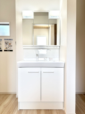 ���ʑ�E���ʏ� �傫�����₷���O�ʋ��Ő�����������ʑ�́A�g�����Ȃ݃`�F�b�N�┧�̂������ɂ������߂ł��B 