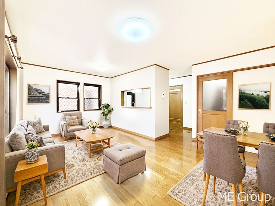 ���r���O �������������͋C�̂k�c�j�͉Ƒ��݂�Ȃ̉��K��ԁ��Ƌ��CG�ł�