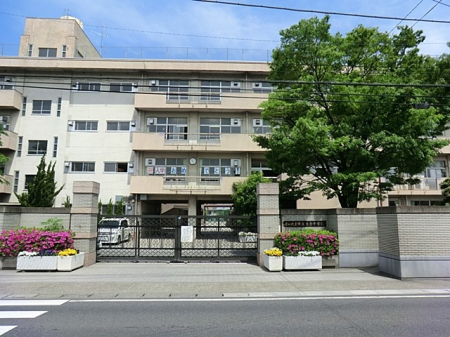 ���ӊ� ���w�Z 580m �������܎s���y�����w�Z