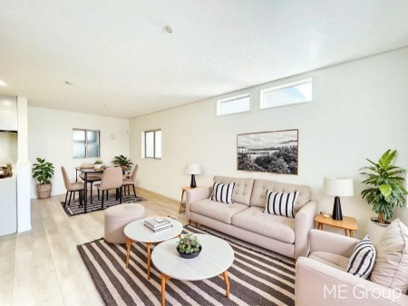 ���r���O �������������͋C�̂k�c�j�͉Ƒ��݂�Ȃ̉��K��ԁ@���Ƌ��CG�ł�