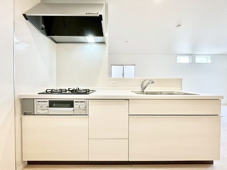 �L�b�`�� �������������I�ɁA�y�����I�V�X�e���L�b�`��