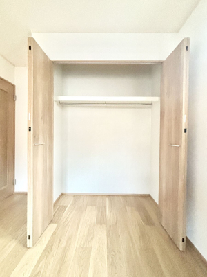 ���[ �����Ղ�̎��[�X�y�[�X�ŉ��K�ɕ�点���� 