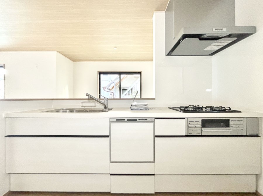 �L�b�`�� �������������I�ɁA�y�����I�V�X�e���L�b�`��  