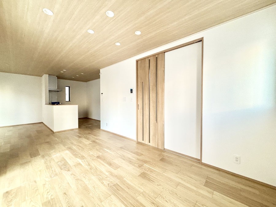 ���r���O �������������͋C�̂k�c�j�͉Ƒ��݂�Ȃ̉��K���  