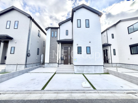 ���n�O�ώʐ^ �������ꂽ�O�ρA�㎿�ȏZ��Ԃ��L���鎺���͉i�����S���ĉ߂�����Z���ł��B 