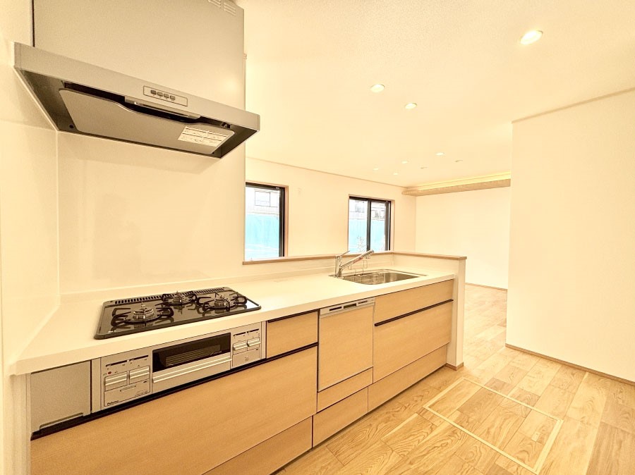 �L�b�`�� �������������I�ɁA�y�����I�V�X�e���L�b�`��  