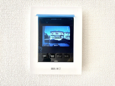 ���̑����� TV���j�^�[�t�C���^�[�t�H�����t���Ă��ăZ�L�����e�B�[��