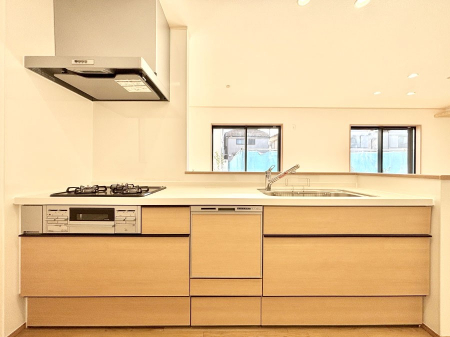 �L�b�`�� ���������Ȃ���ł����Ƒ��Ƃ̉�b���y���߂�ΖʃL�b�`��