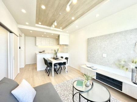 ���r���O �������������͋C�̂k�c�j�͉Ƒ��݂�Ȃ̉��K���