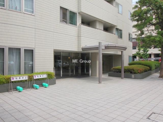 �G���g�����X -