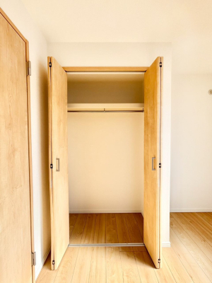 ���[ �����Ղ�̎��[�X�y�[�X�ŉ��K�ɕ�点���� 