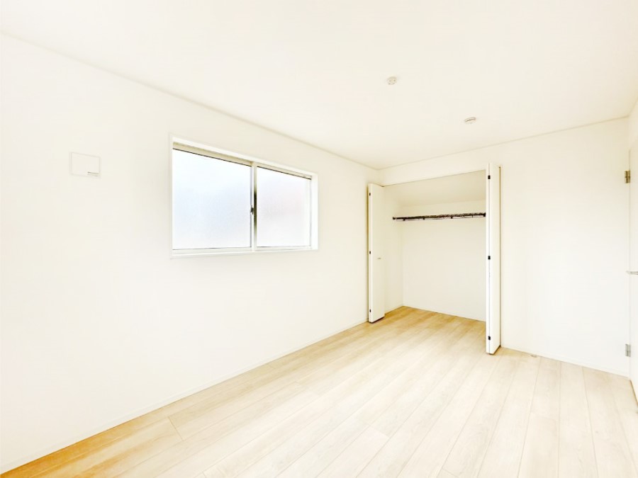 �q������ ���q���܂̂������Ƃ��Ă��I�ߗނ̐������ڂɕ֗��ȃN���[�[�b�g�t���̗m���B