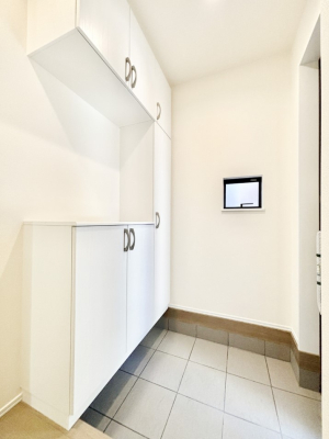 ���� ���邢���ւ͂��q�l�����o�}������̂ɂ҂�����ł��I 