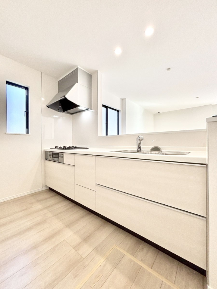 �L�b�`�� �������������I�ɁA�y�����I�V�X�e���L�b�`��  