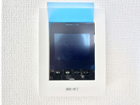 ���̑����� TV���j�^�[�t�C���^�[�t�H�����t���Ă��ăZ�L�����e�B�[��