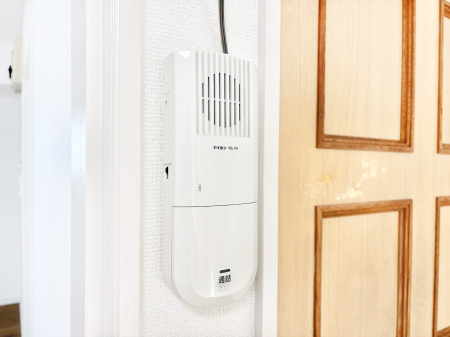 ���̑����� ���q�Ɏ�������Ή��ł���C���^�[�t�H��